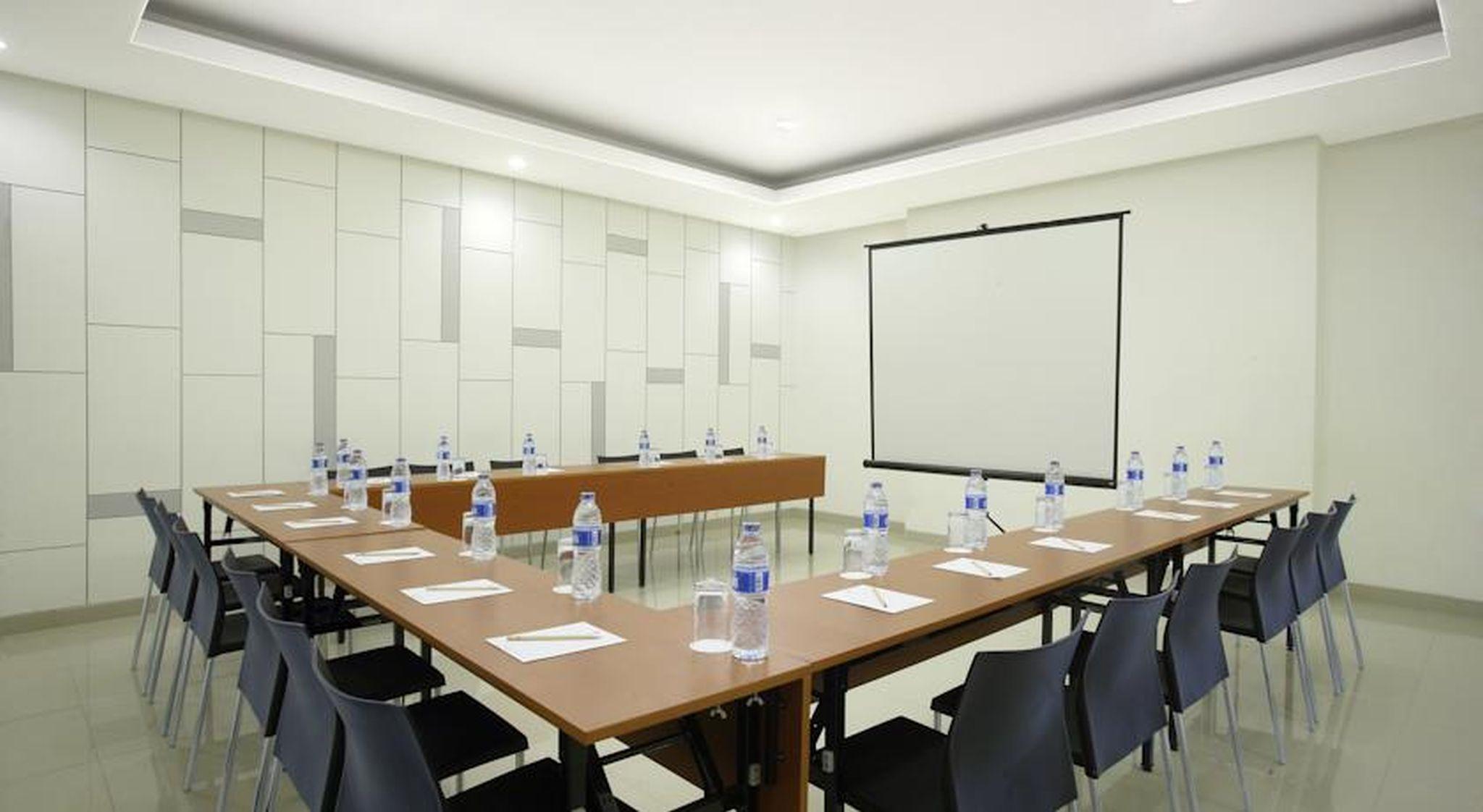 ג'קרטה Amaris Hotel Dr. Susilo Grogol מראה חיצוני תמונה